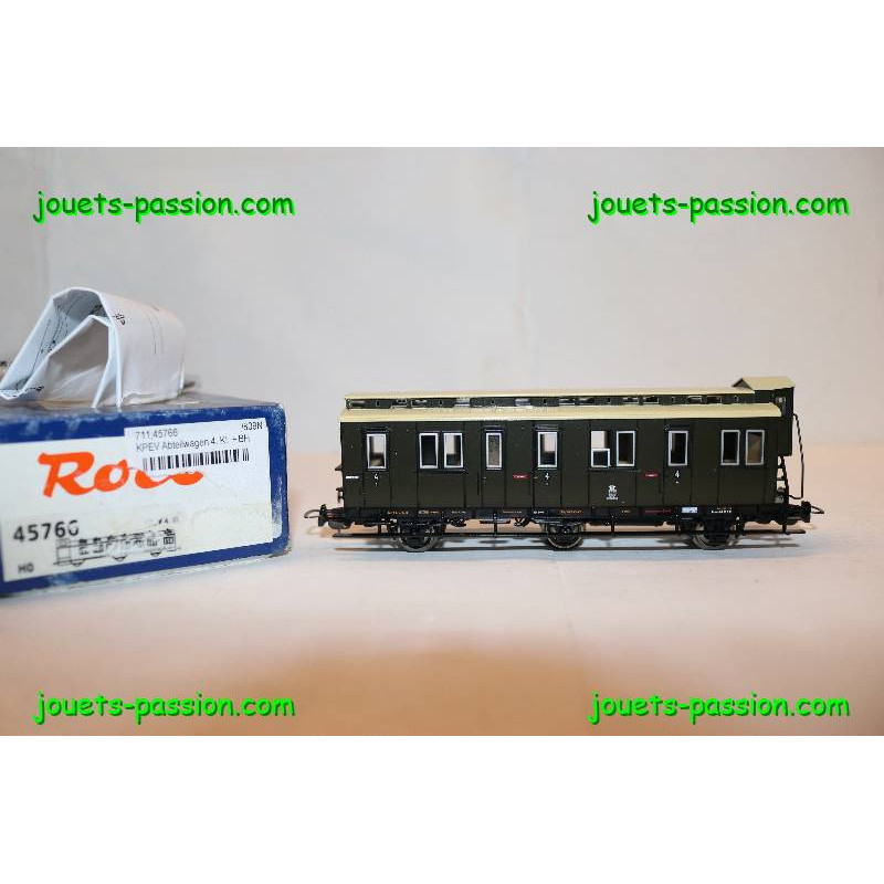 Wagon Fourgon MC 76 ROCO ref. 45590 – Le Hangar A Locos