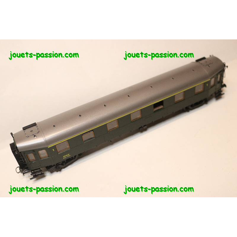 Roco HO 4290F - Voiture Brochet 1ère Classe SNCF - État D'occasion