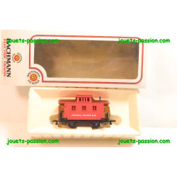 Bachmann CPRR-caboose-1