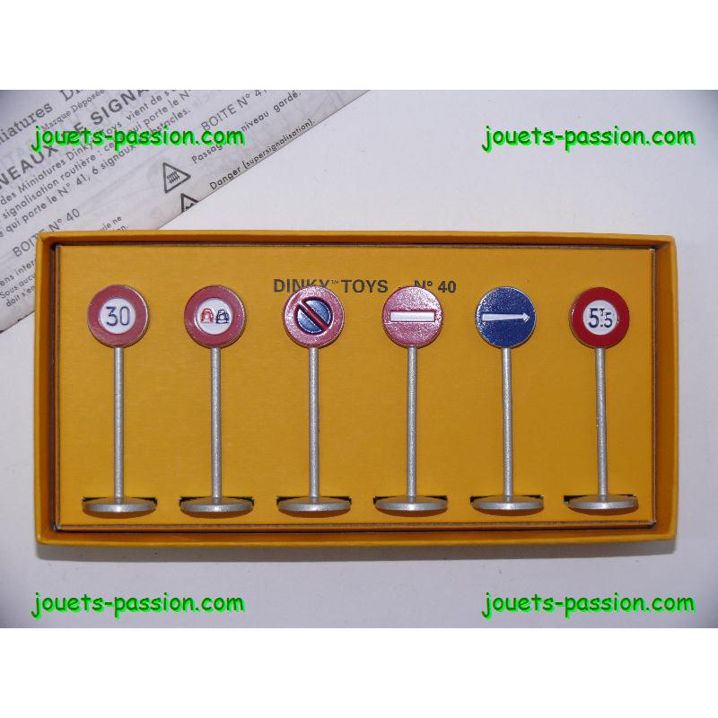 Coffret Dinky Toys N°40 – Panneaux De Signalisation Routière – échelle 1/43 – Boîte D'origine