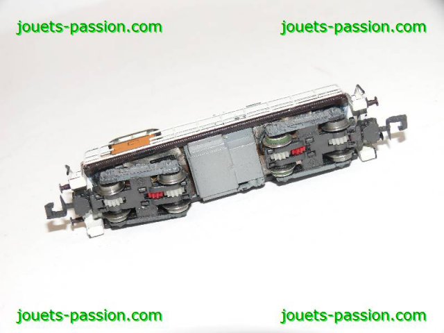 7922 Roco BB63743 Arzens (ref.23224) sans moteur