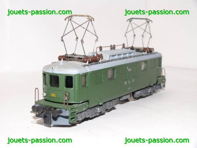 7962 motrice Trix Express (ref.2236)