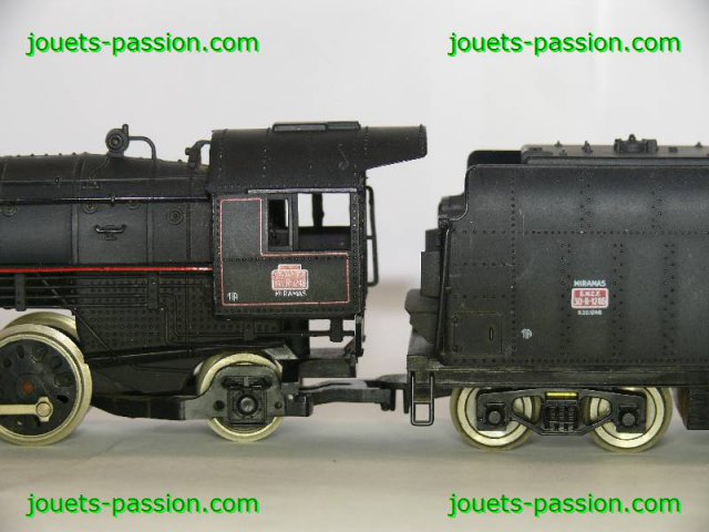 7988 Jouef ref 8271 141R1246 - tender Fuel 30R dépôt de Miramas