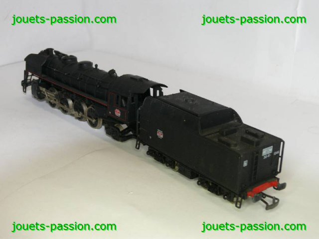 7988 Jouef ref 8271 141R1246 - tender Fuel 30R dépôt de Miramas