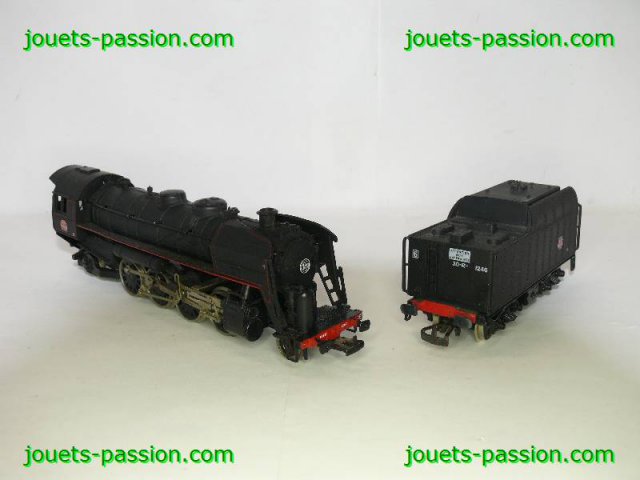 7988 Jouef ref 8271 141R1246 - tender Fuel 30R dépôt de Miramas