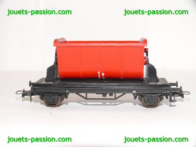 140227-01 Lot de 4 wagons HO